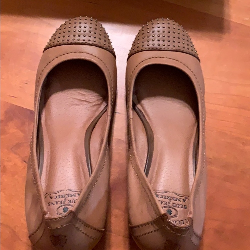 Lucky Brand  flat wedge